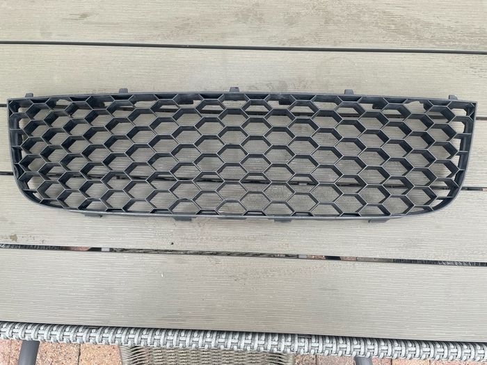 VW Golf GTI MK5 honeycomb grill (lower)