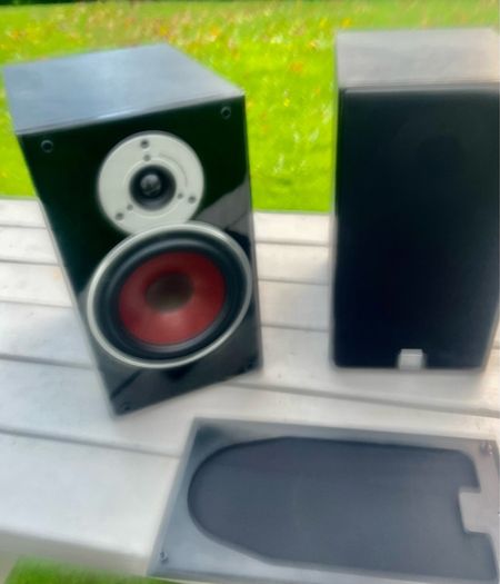 Dali Zensor 3 Bookshelf  LoudSpeakers (Black Ash)