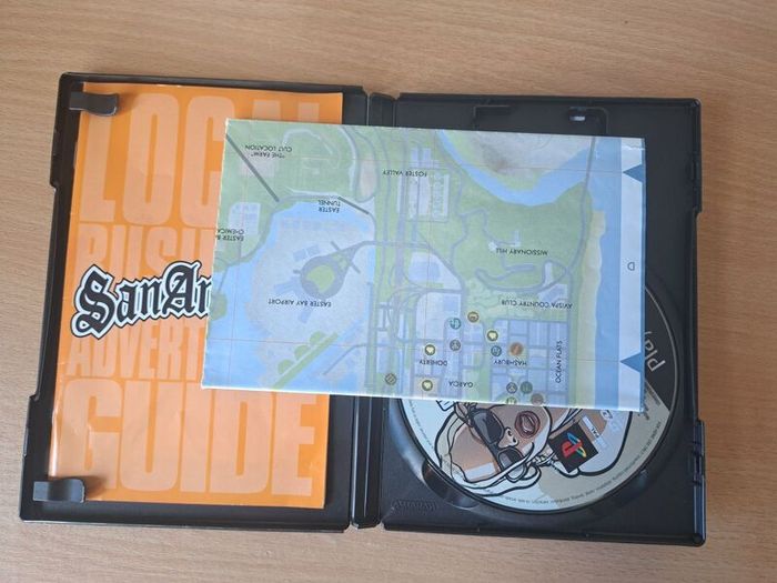 Grand Theft Auto San Andreas (w / map)