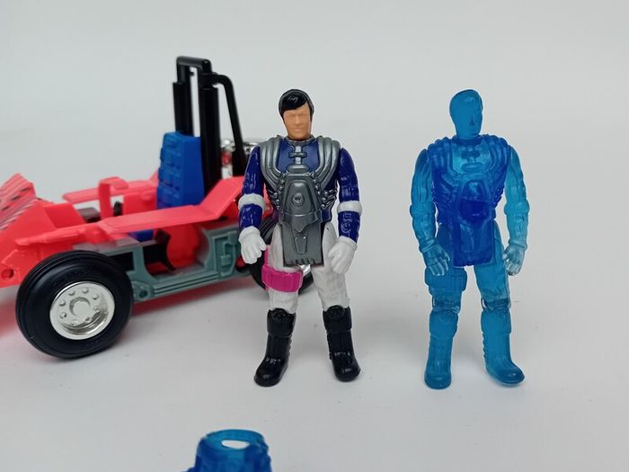 Kenner M.A.S.K. Dynamo Vehicle & Bruce Sato