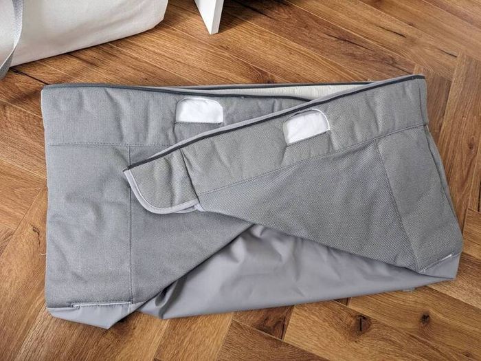 Chicco Next2Me Magic Co-Sleeper Crib (Cool Grey) - Great Condition in Travel Bag