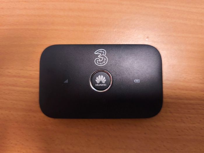 Huawei E5577-320 portable 4G WiFi modem
