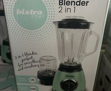 Blenders font and new 25euro come with small one for ice and nuts