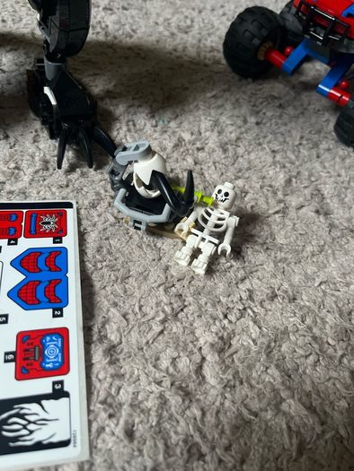Lego Spider-man Venomosaurus Ambush
