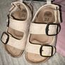 Girls sandals Image 2