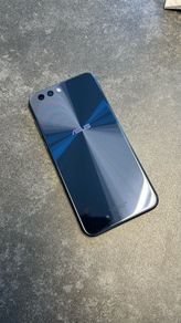 Asus zenfone 4 smartphone