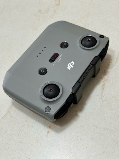 DJI Mini 2 Fly More Combo Like New Hardly Used