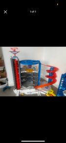 Hot Wheels Super Ultimate Garage