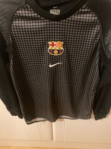 Barcelona training top