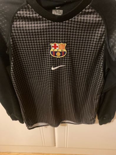Barcelona training top
