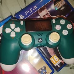 PS4 Alpine Green