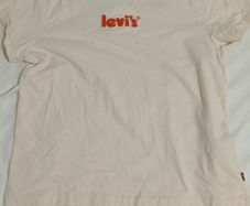 Levi's tshirt