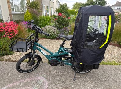 Tern HSD cargo bike with rain shield