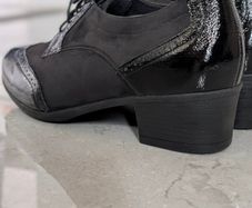 Leather shoes