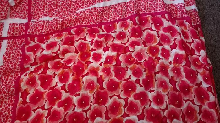 marc jacobs pink flower scarf