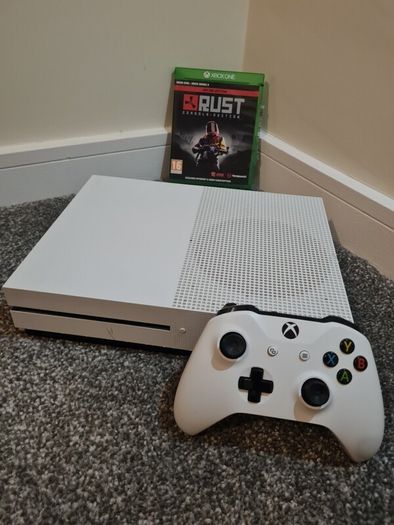 Xbox One S 500GB, Fully Working, Serviced & Factory Reset.