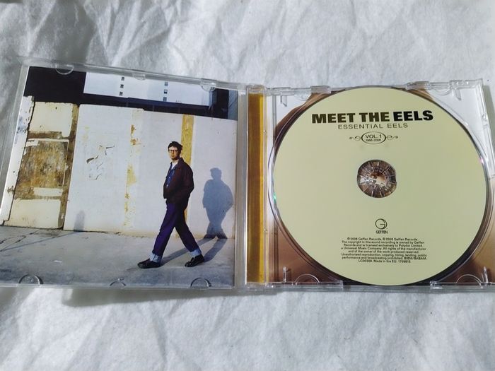 Meet The Eels - 10 Years Essential eels Cd