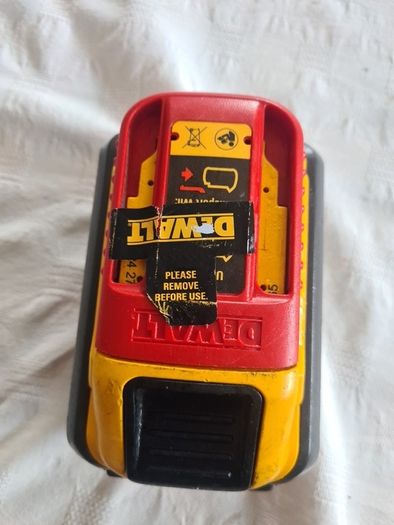 dewalt battery