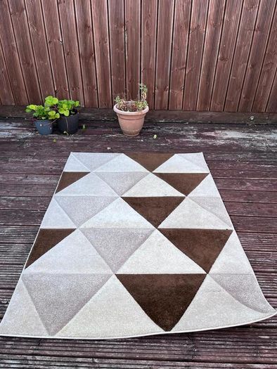 Geometric Style Rectangle Rug - Good Condition