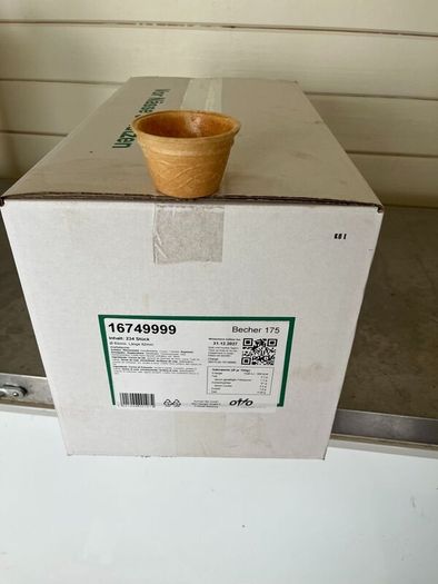 Edible ice cream tubs