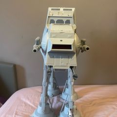Star Wars Legacy AT-AT Hasbro Walker 2010
