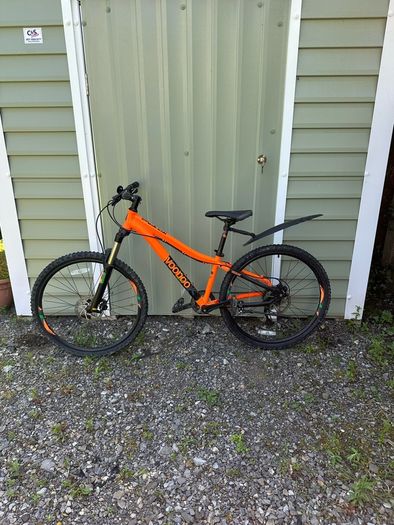 Voodoo Nzbumbi kids mountain bike
