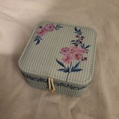 Carolyn Donnelly Eclectic Jewellery Box NEW