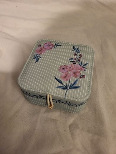 Carolyn Donnelly Eclectic Jewellery Box NEW
