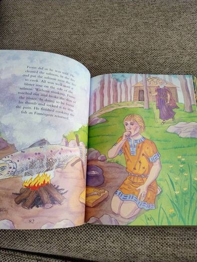 A Child's Treasury of Irish Stories and Poems 2004 hardback with dustcover in very good condition FREE STANDARD POSTAGE INCLUDED
