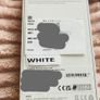 White iPhone SE2 Image 2