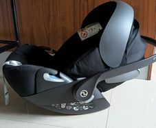 Cybex Cloud Z i-Size car seat