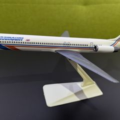 Paramount 1:200 scale model airplane, MD-80 aircraft, Wings of Pride livery, made by Wooster