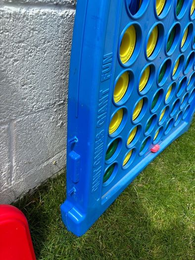 Giant Connect 4 in a Row - Legs Broken