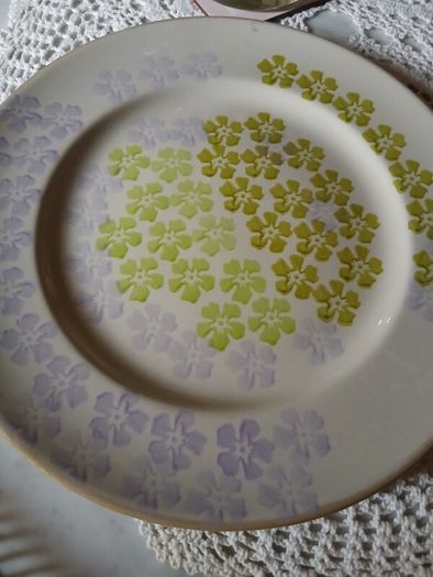 Nicholas Mosse Large Flower Plate