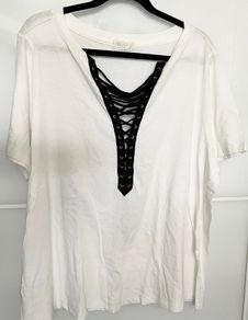 Forever 21 Plus Size T-shirt Size 3XL