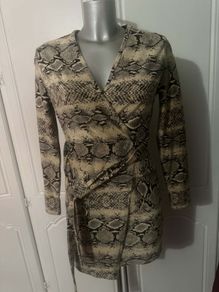Boohoo snake skin mini dress long sleeves size UK8/10 Postage included