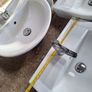 Bathroom sink Image 5