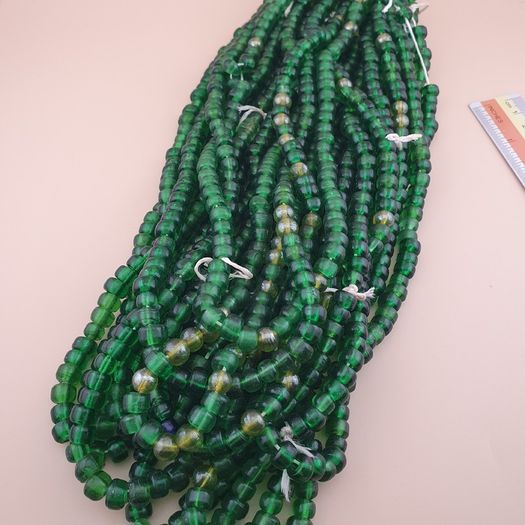 Vintage African style Green Glass Beads Necklace 24 inches