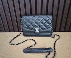 Vintage chanel diana flap bag
