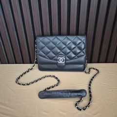Vintage chanel diana flap bag