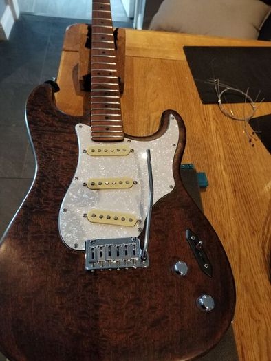 stratocaster style custom build strat