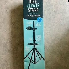 Bike repair stand. NEW