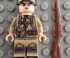 Lego compatible, military figures, soviet russian infantry. 15 figures plus rifles.