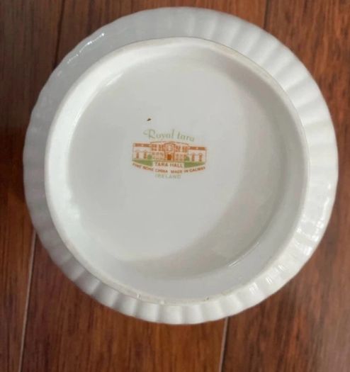 Royal Tara Fine Bone China Sugar Bowel