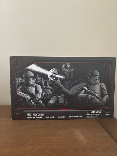 Star wars the black series first order Disney park exclusive