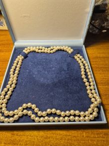 Vintage Faux Pearl Necklace