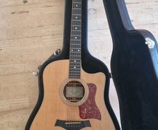 2002 Taylor 410ce Acoustic/ Electric guitar