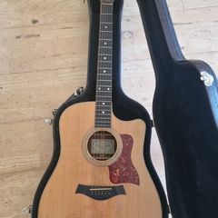 2002 Taylor 410ce Acoustic/ Electric guitar