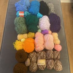 Selection of wool and yarn