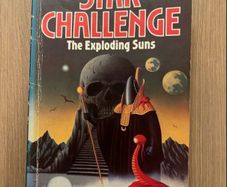Star Challenge: Exploding Suns (Sci-fi Gamebook)